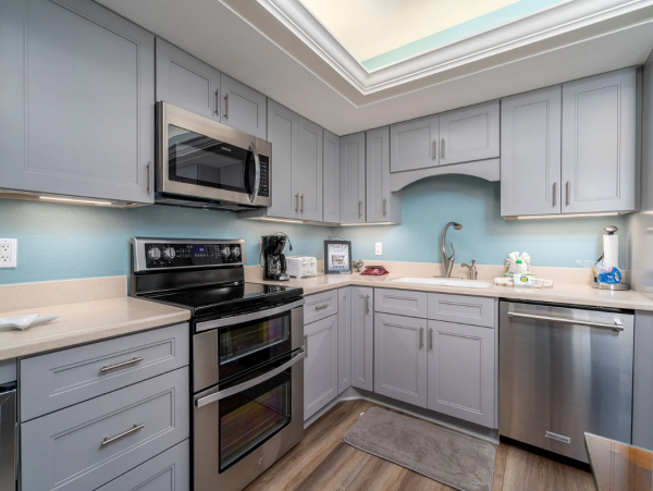 Fort Myers Vacation Condo with Partial Gulf Views and Community Pool