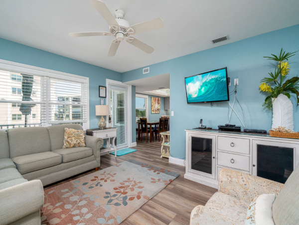 Fort Myers Vacation Condo with Partial Gulf Views and Community Pool