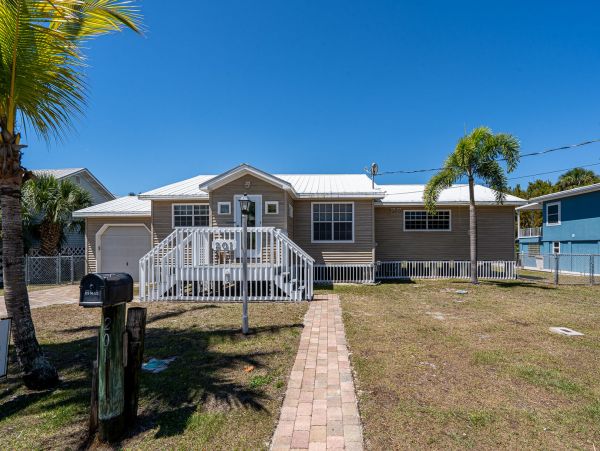Fort Myers Home 1011466