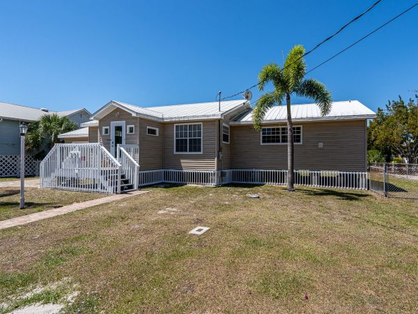 Fort Myers Home 1011466