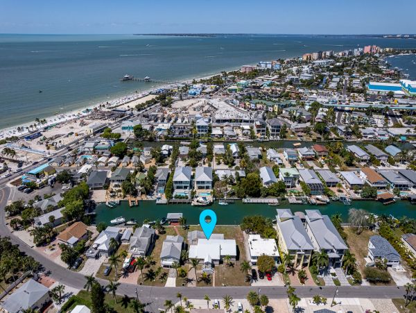 Fort Myers Home 1011466