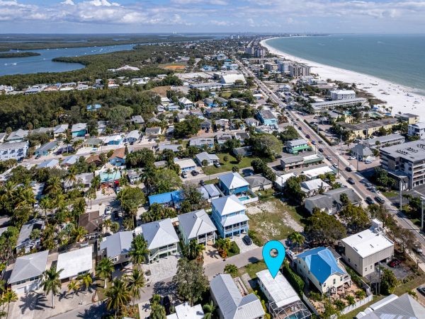 Fort Myers Home 1011475