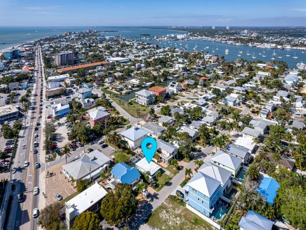 Fort Myers Home 1011475