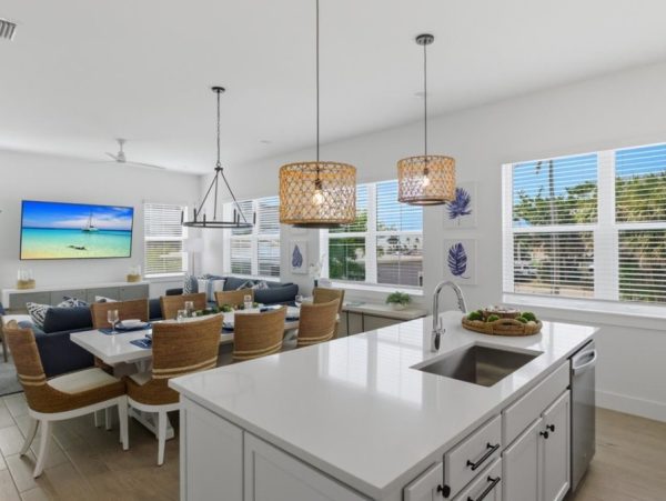 Modern 4-Bedroom Fort Myers Beach Home With Pool