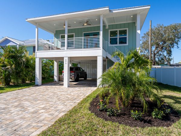 Fort Myers Beach Private Home with Outdoor Pool