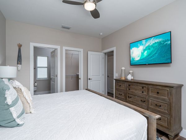 Fort Myers Beach Private Home with Outdoor Pool