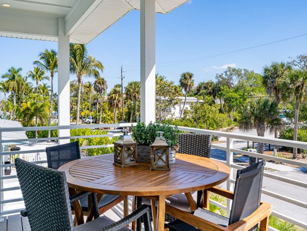 Fort Myers Beach Private Home with Outdoor Pool