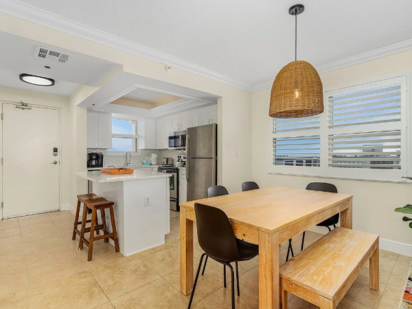 Gulf-Front Retreat with Stunning Views and Resort Amenities in Fort Myers