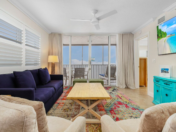 Gulf-Front Retreat with Stunning Views and Resort Amenities in Fort Myers
