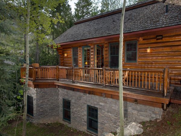 Teton Village 2 Bedroom Luxury Cabin with Hot Tub