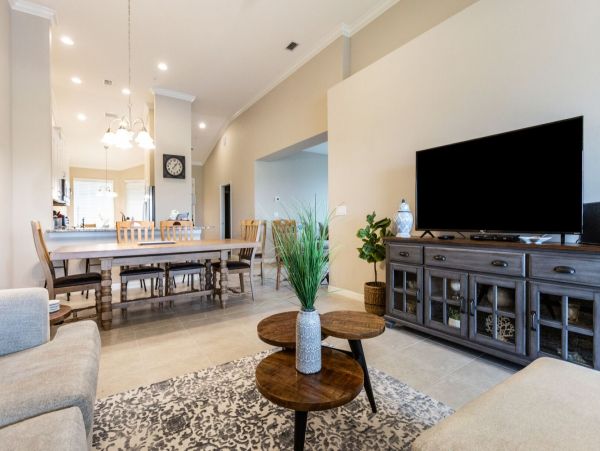 Naples Condo 1011495