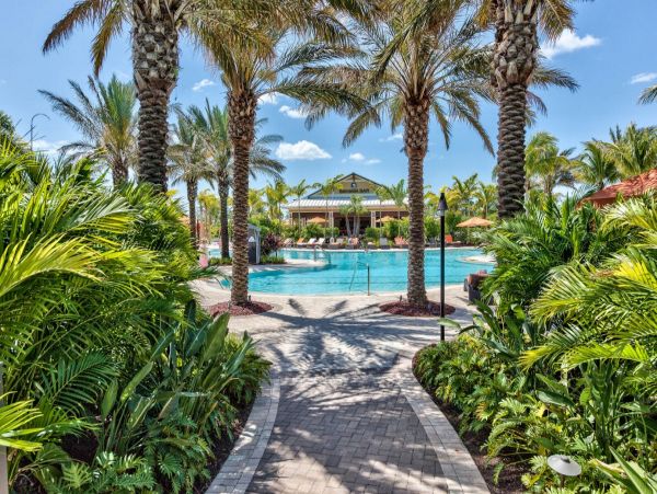 Naples Condo 1011495