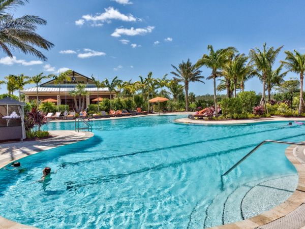 Naples Condo 1011495