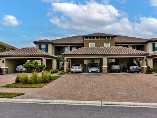 Naples Condo 1011495