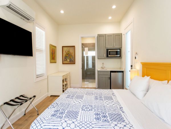Naples Condo 1011497