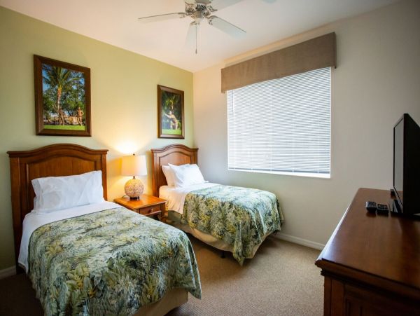 Naples Condo 1011499