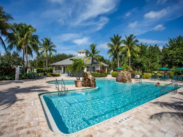 Naples Condo 1011499