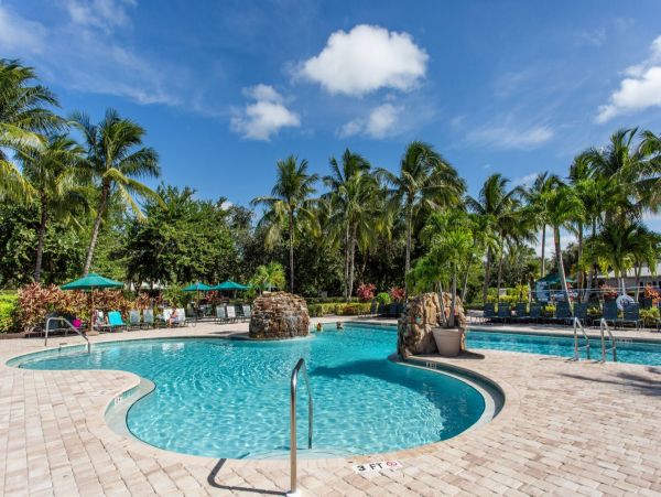 Naples Condo 1011499