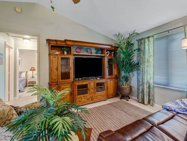 Cape Coral Home 1011501