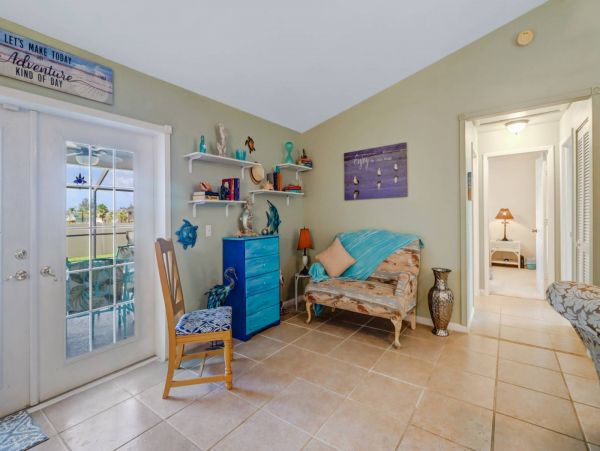 Cape Coral Home 1011501