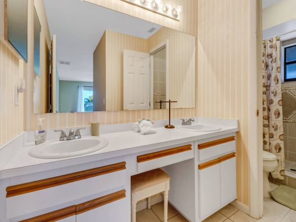 Cape Coral Home 1011501