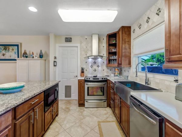 Cape Coral Home 1011502