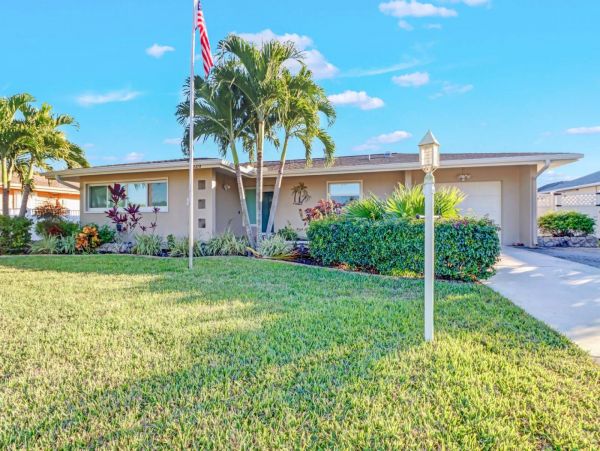 Cape Coral Home 1011502
