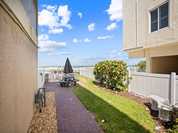 Indian Shores Ai Condo 1011508