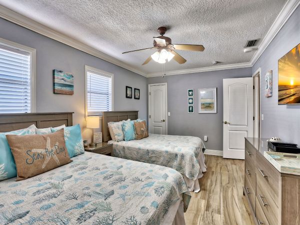 Coastal Retreat in Indian Shores: Spacious Townhome Just Steps from the Beach