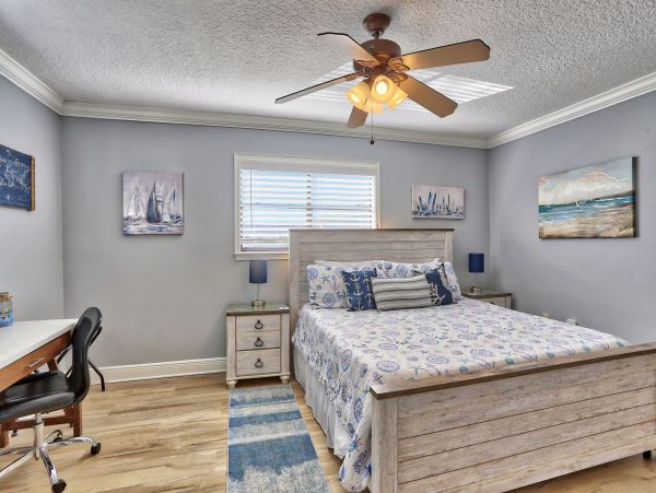 Coastal Retreat in Indian Shores: Spacious Townhome Just Steps from the Beach