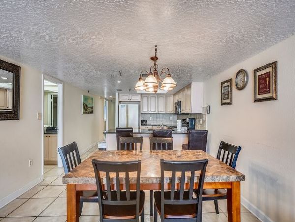Indian Rocks 1st floor 3 BR Condo