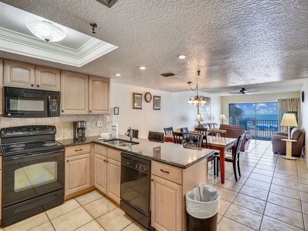 Indian Rocks 1st floor 3 BR Condo