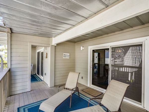 Coastal Retreat with Stunning Gulf views & Spacious Comfort