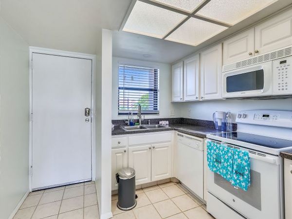 Indian Shores Ai Condo 1011527