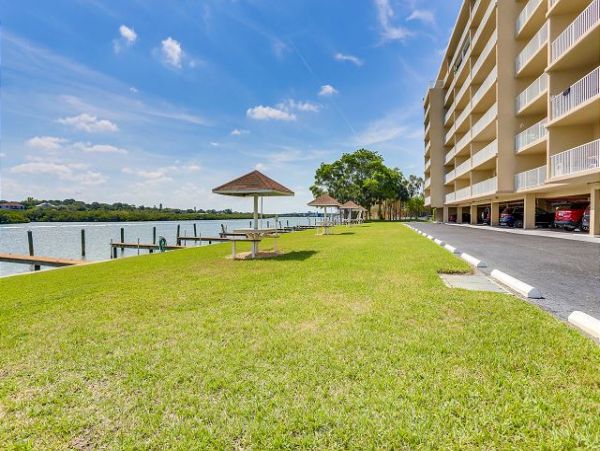 Indian Shores Ai Condo 1011527