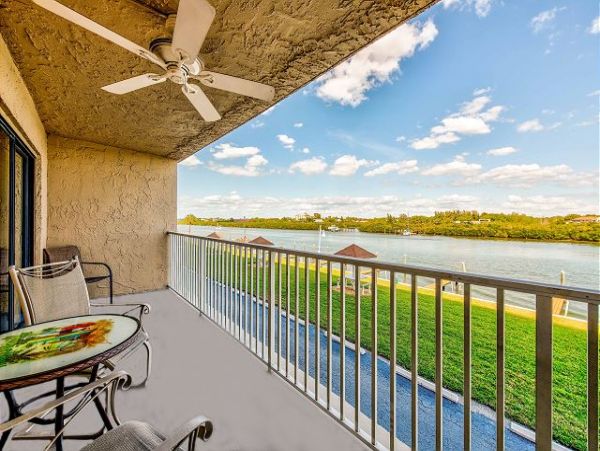 Indian Shores Ai Condo 1011528