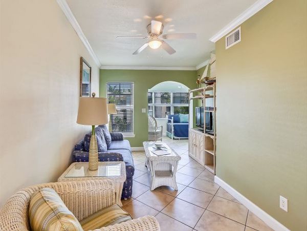 Indian Shores Ai Condo 1011529