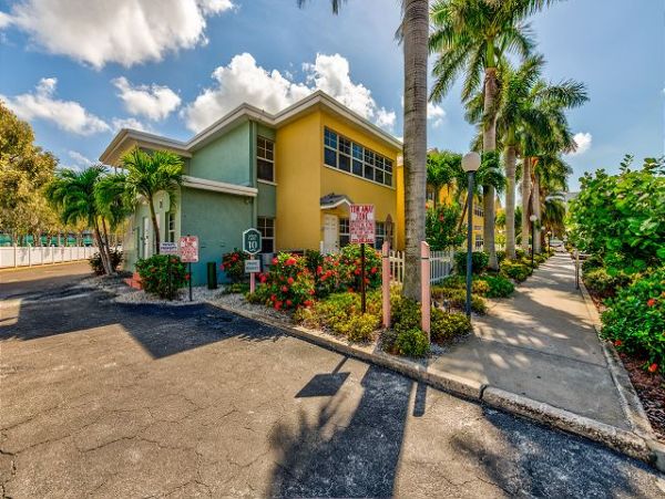 Indian Shores Ai Condo 1011529
