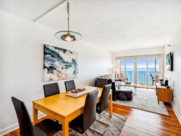 Three Bedroom Oceanfront Vacation Rental in Madeira Beach
