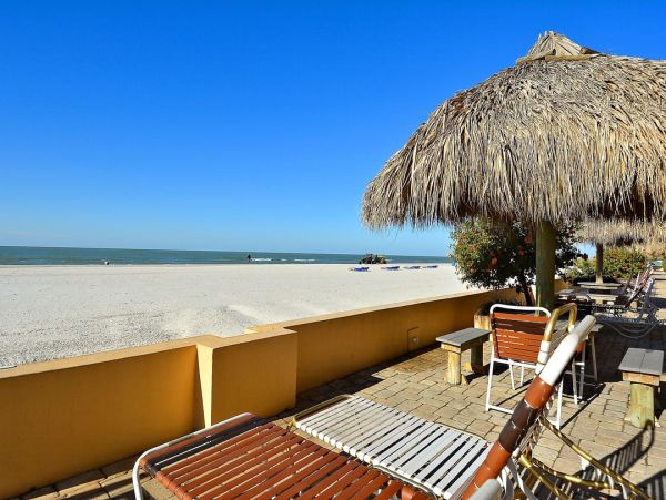 Madeira Beach Gulf Front Condo Vacation Rental with Balcony