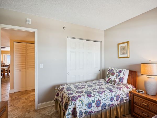 Madeira Beach Gulf Front Condo Vacation Rental with Balcony
