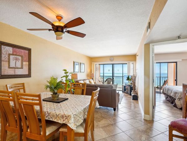 Madeira Beach Gulf Front Condo Vacation Rental with Balcony