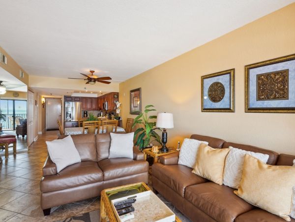 Madeira Beach Gulf Front Condo Vacation Rental with Balcony