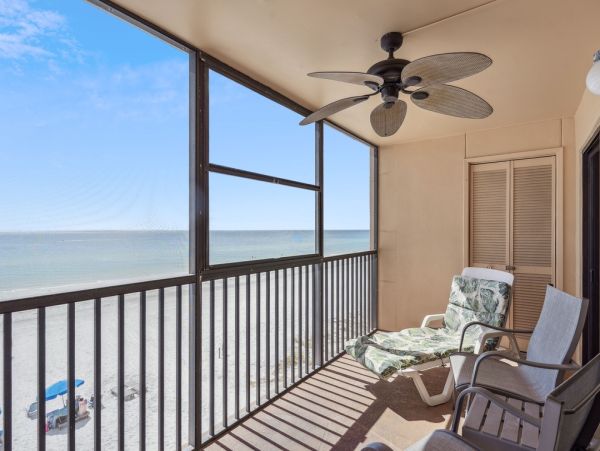 Madeira Beach Gulf Front Condo Vacation Rental with Balcony