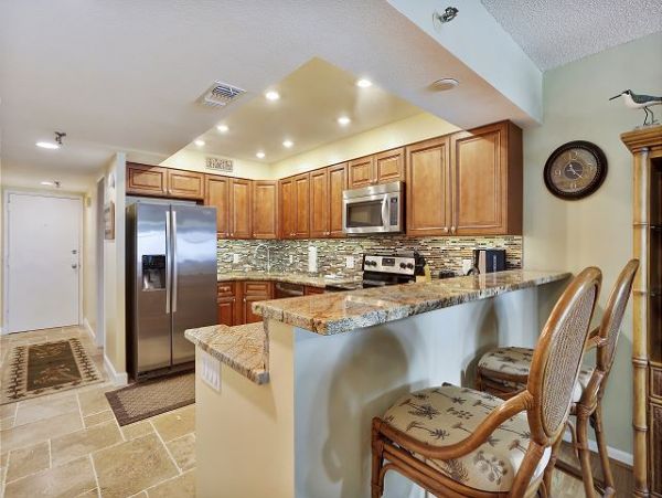 Three Bedroom Beachfront Lovely on Madeira Beach