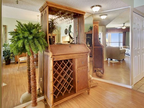 Three Bedroom Beachfront Lovely on Madeira Beach