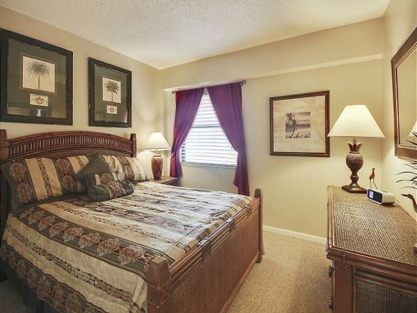 Three Bedroom Beachfront Lovely on Madeira Beach