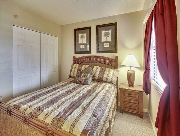 Three Bedroom Beachfront Lovely on Madeira Beach