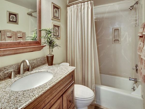 Three Bedroom Beachfront Lovely on Madeira Beach