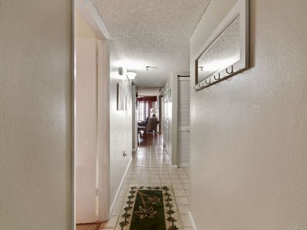 Three Bedroom Beachfront Lovely on Madeira Beach